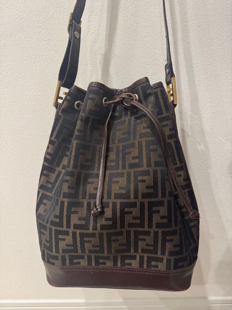 FENDI 巾着 ズッカ柄 ショルダーバッグ