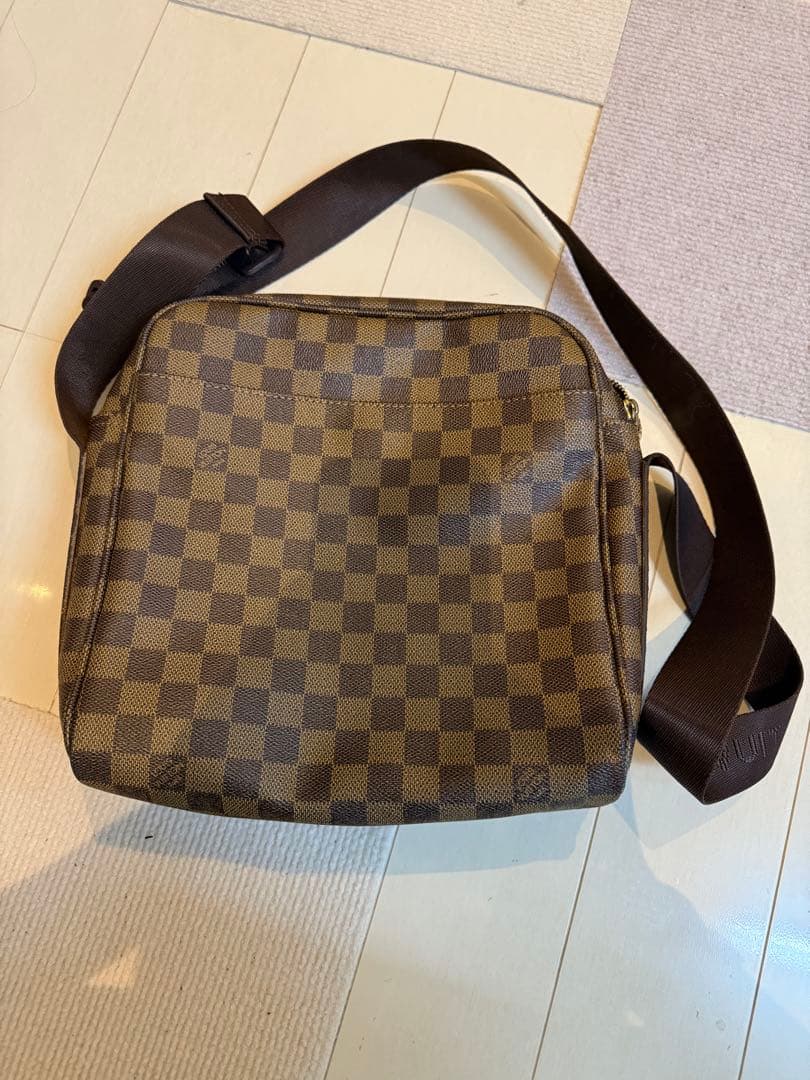 ルイヴィトンノベルティショルダーバッグ海外お土産品（お値引き相談受けます）