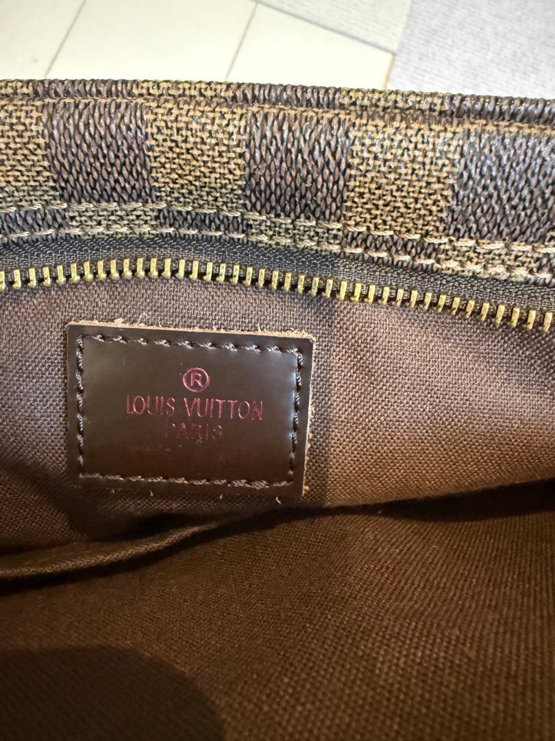 ルイヴィトンノベルティショルダーバッグ海外お土産品（お値引き相談受けます）