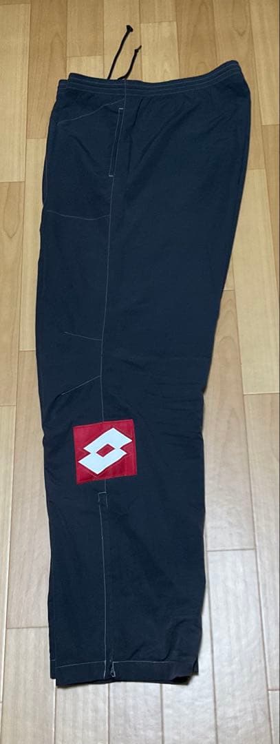 お*れ様 Lotto ユベントスJuventus F.C. ウィンドブレーカー上