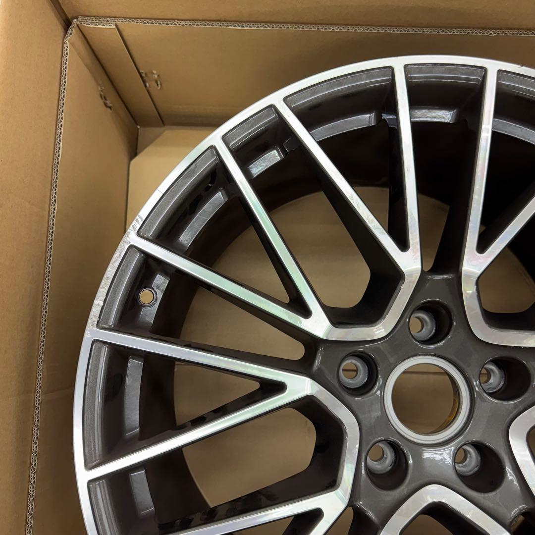 ポルシェ カイエン 11Jx21H2 ET49 (リム幅11 直径21インチ