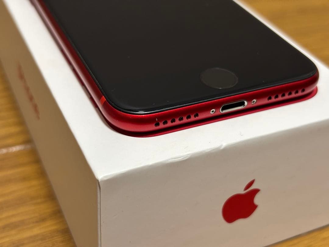 iPhone8 64GB PRODUCT RED バッテリー93%