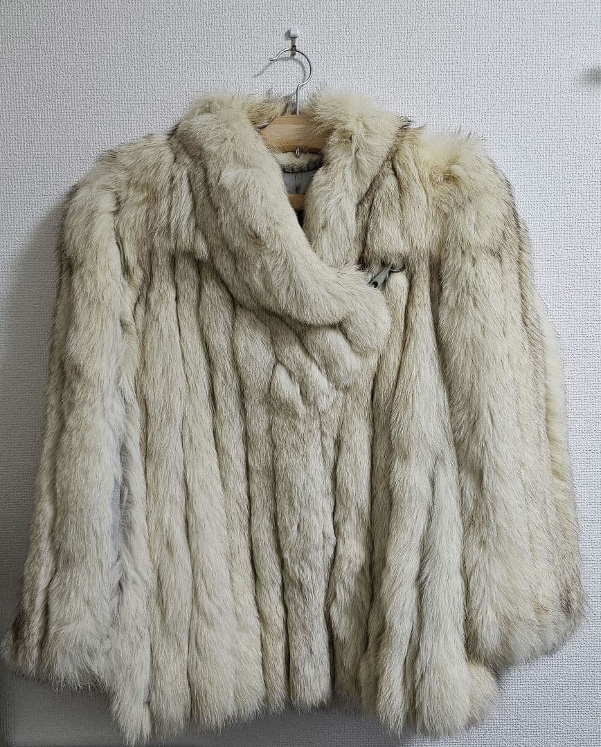 サガフォックス ファーコート 金タグ
