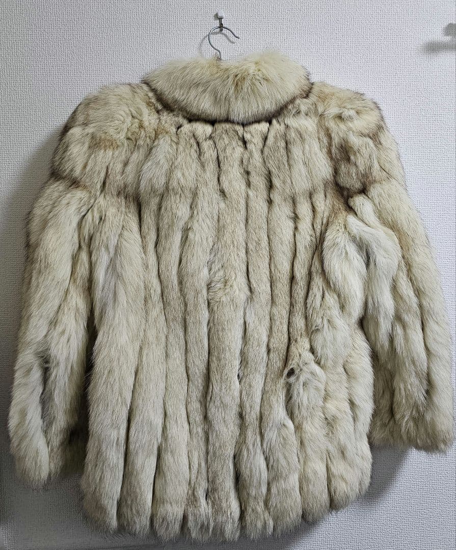 サガフォックス ファーコート 金タグ