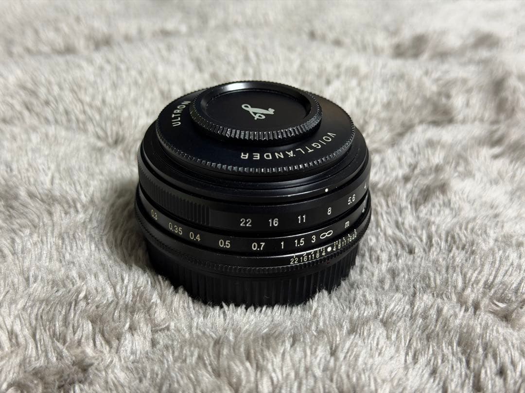 ば*ー様 フォクトレンダー ウルトロン27mm F2 Xマウント