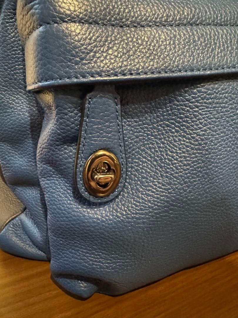 いそはつ【Coach】2トーンバックパック