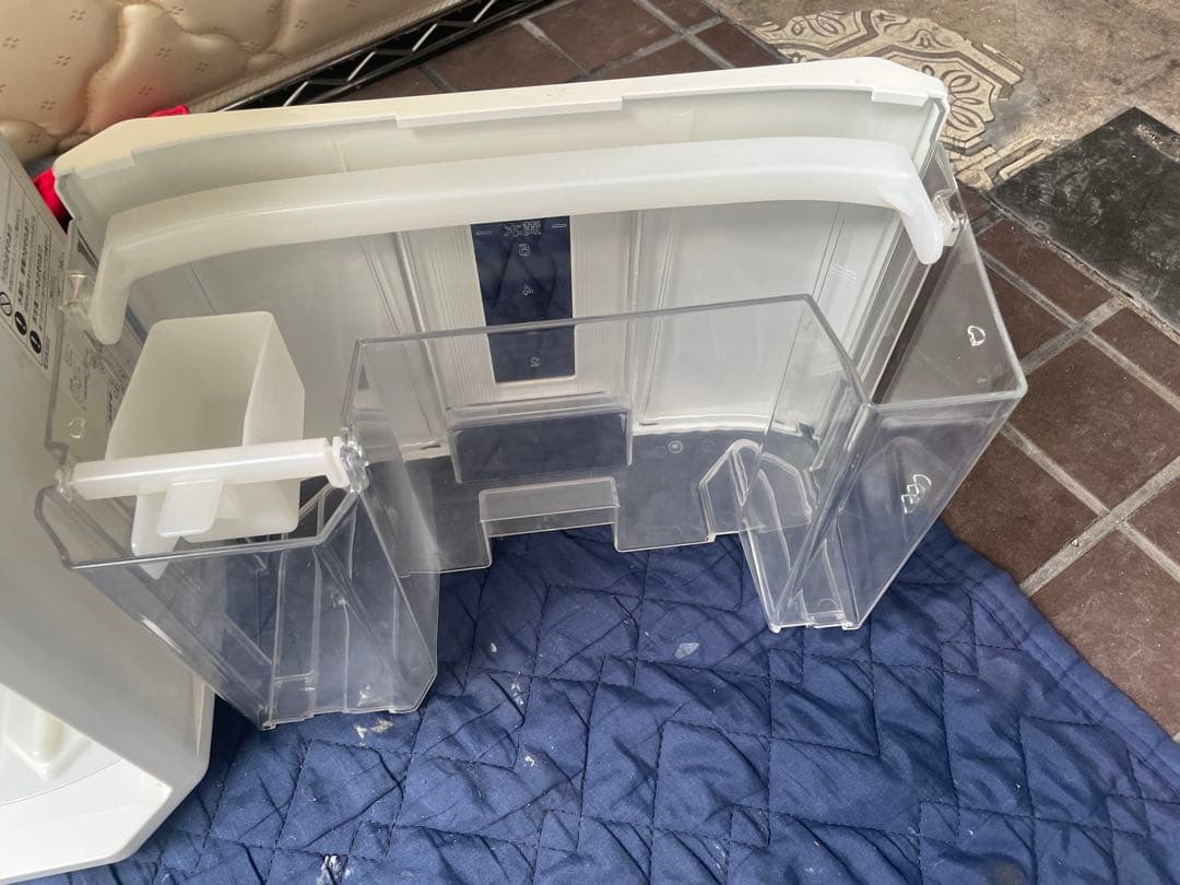 j*7様 CORONAどこでもクーラー 多機能 冷風・衣類乾燥・除湿機 CDM-