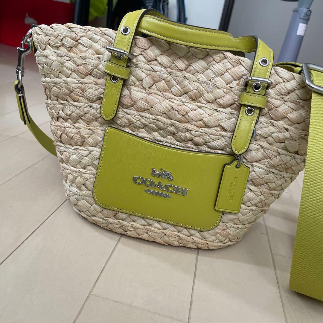 COACH コーチのかごバッグ ベージュ/ライム