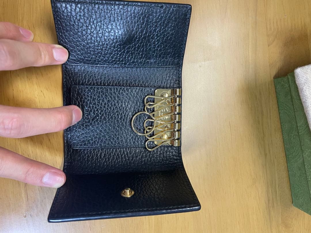 GUCCI〔GGマーモント〕 レザー キーケース