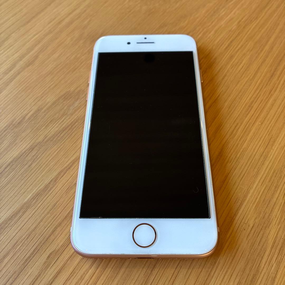 【極美品】Apple iPhone 8 ゴールド 本体