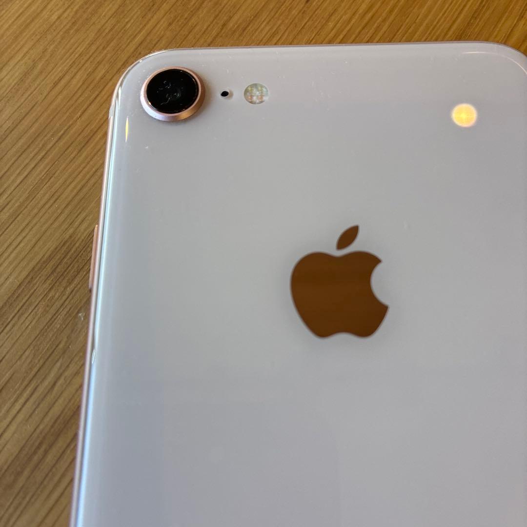 【極美品】Apple iPhone 8 ゴールド 本体