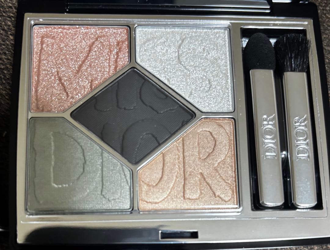 ディオール ショウ サンククルール　931 ボールドブラック新品未使用。