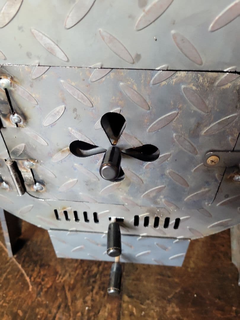 コンパクト薪ストーブ 金属製