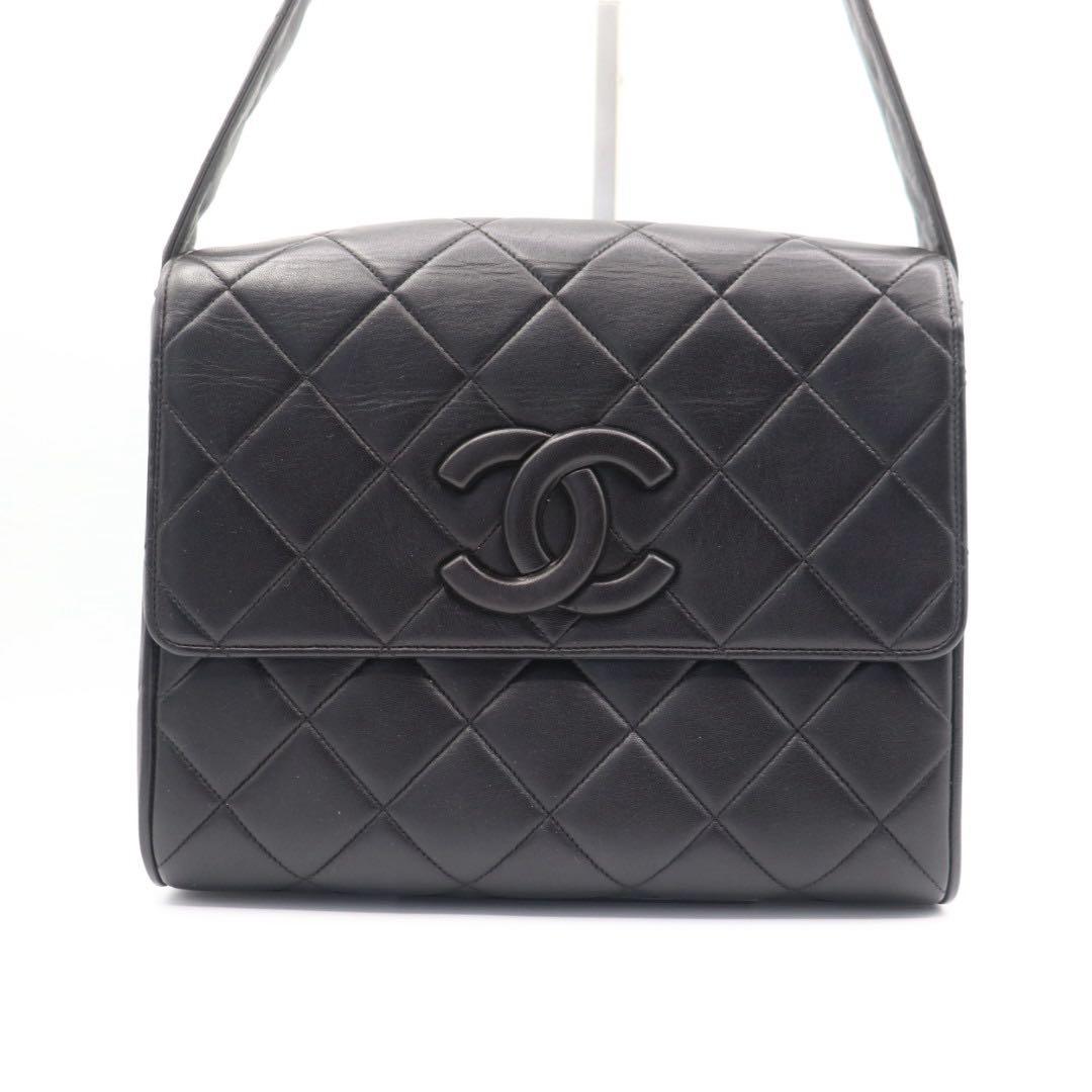 美品　シャネル　ラムスキン　ココマーク　ショルダーバッグ　ブラック
