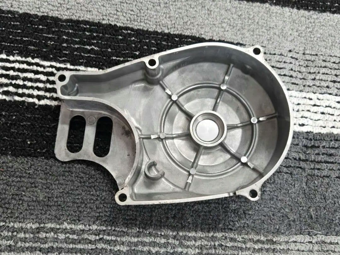 希少 SP武川 エイプ系縦型エンジン用ジェネレーターカバー ポリッシュ