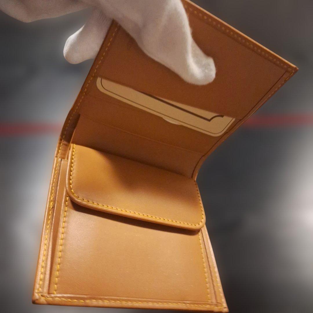 ネイビー レザー 二つ折り財布