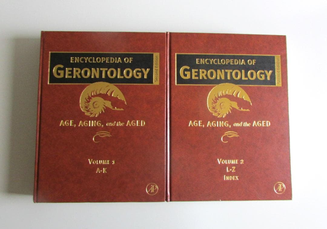 Encyclopedia of Gerontology(第2版・全2巻) 洋書
