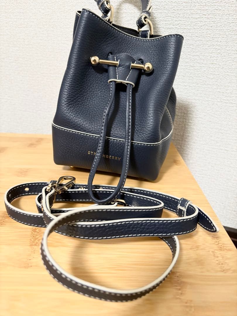 ストラスベリー　osette ネイビー