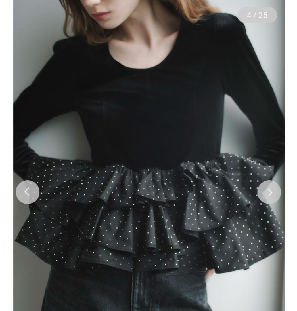 Lily brown ベロアペプラムフリルトップス