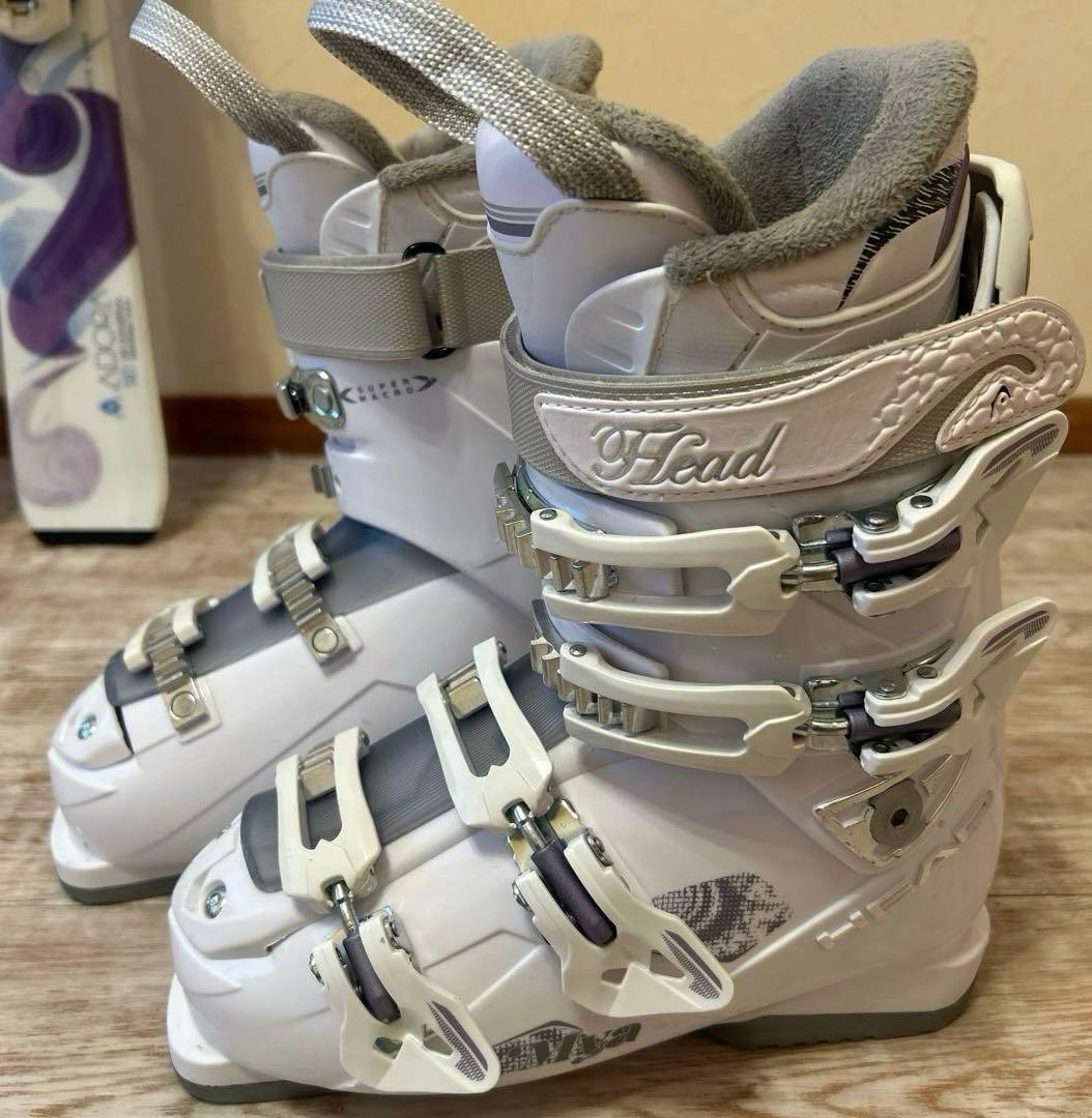 ◾️カービングスキーセット　スキー板141㎝　ブーツ24㎝　女性用　レディース用