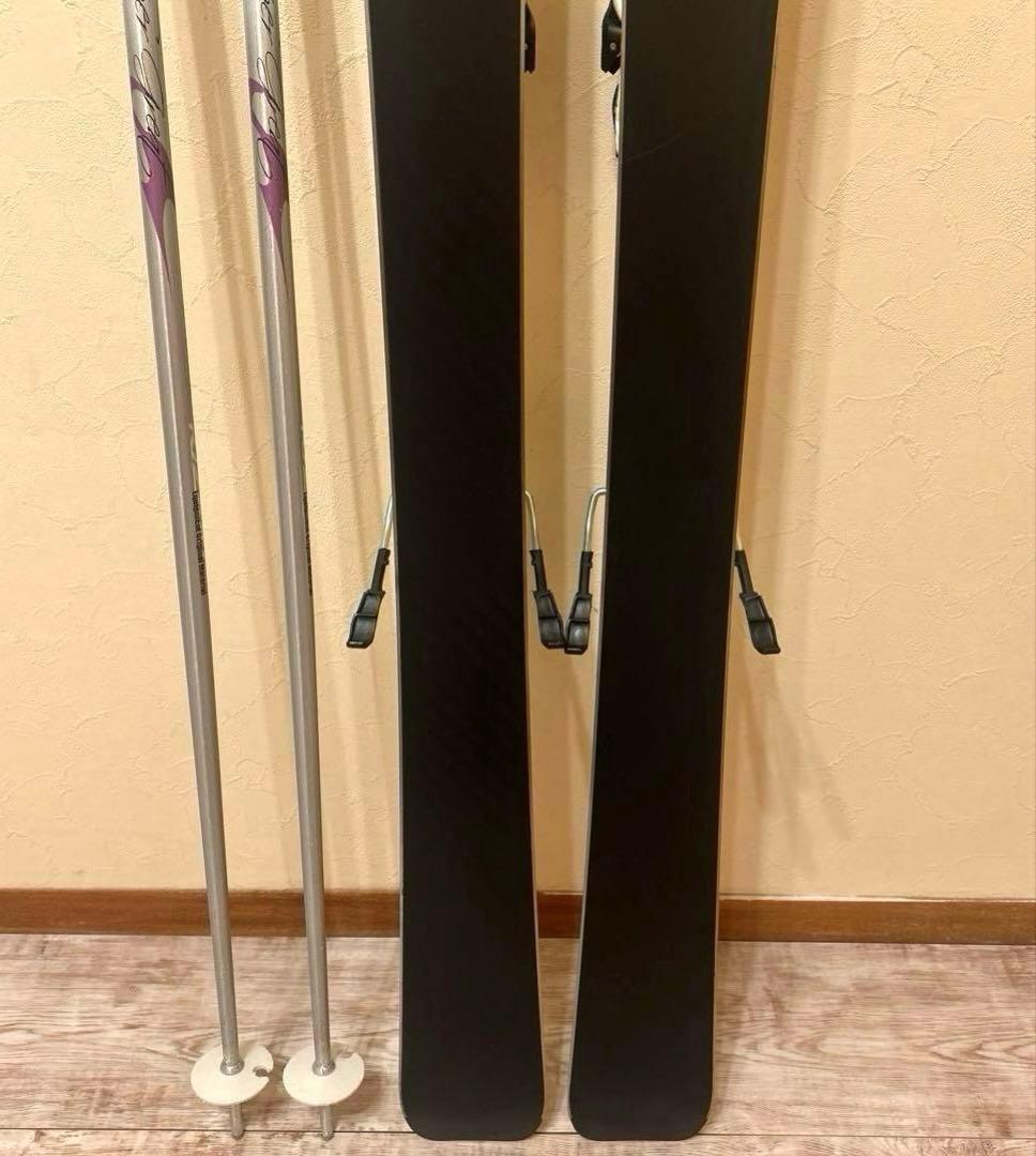 ◾️カービングスキーセット　スキー板141㎝　ブーツ24㎝　女性用　レディース用