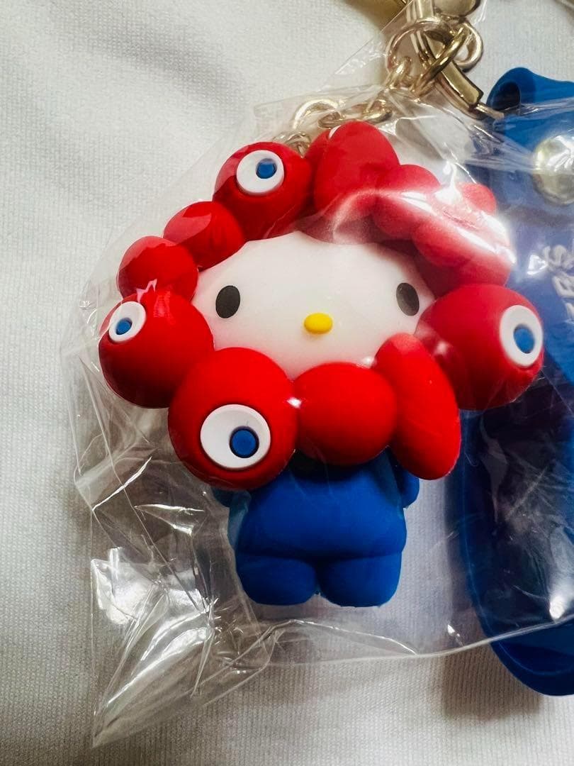 【新品】EXPO2025 ミャクミャク マスコットキーホルダー キティ＆マイメロ