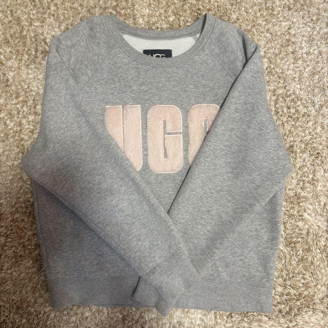 UGG トレーナー　グレー