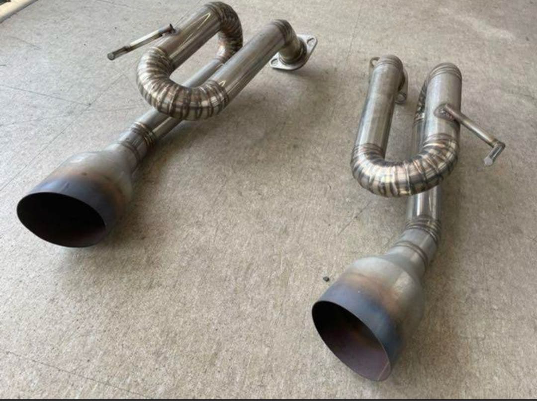 スカイラインクーペ　ワンオフマフラー