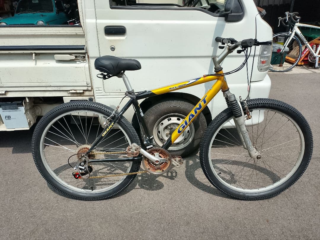 YOChi ☆フォロー割 即購入も歓迎！ GIANT Rock 4800