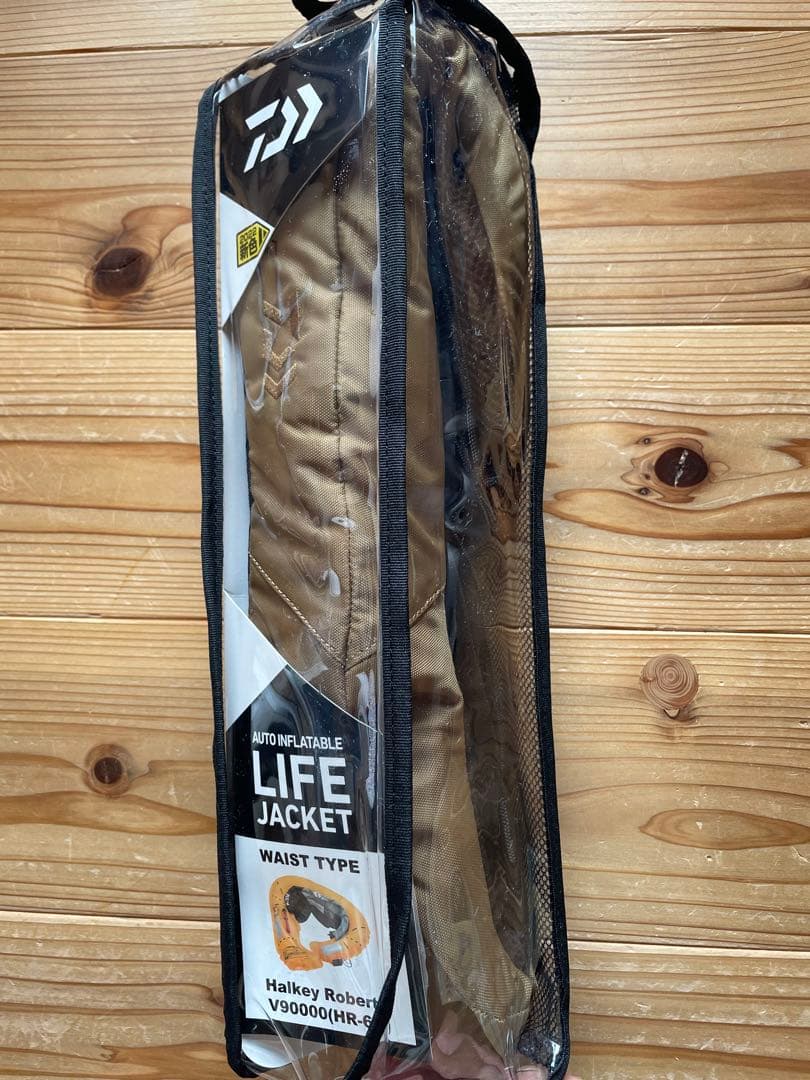 ま*ん様 【新品・未開封】ダイワDAIWA DF-2709自動膨張式ライフジャケ