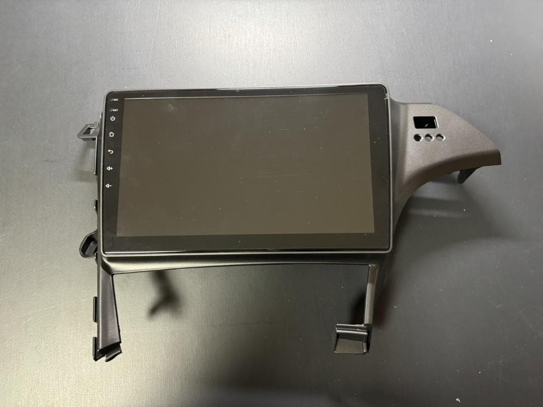 プリウス30　カーナビ　androidナビ　ケーブル　バックカメラ　フレーム付き