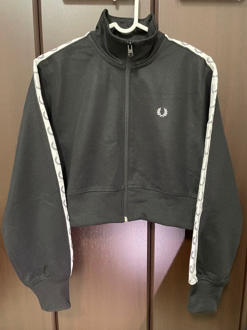 【Fred Perry】クロップド ジャージ