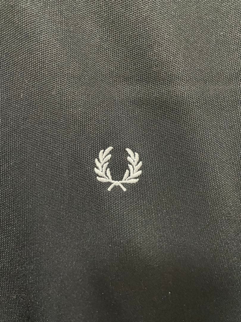 【Fred Perry】クロップド ジャージ