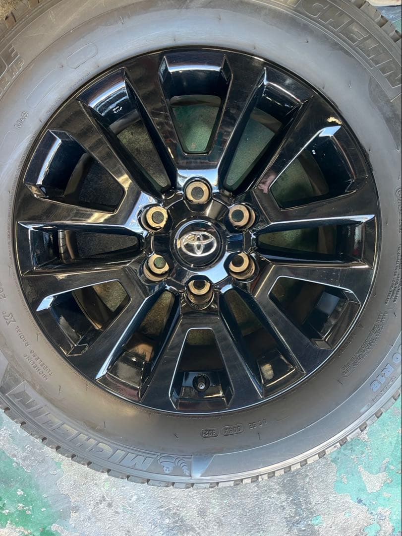 ラウンドクルーザープラド　70th anniversary タイヤホイールセット