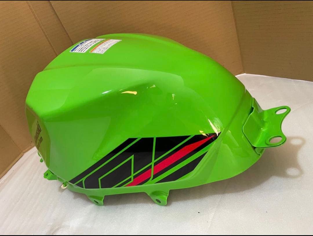 ニンジャ250r ガソリンタンク