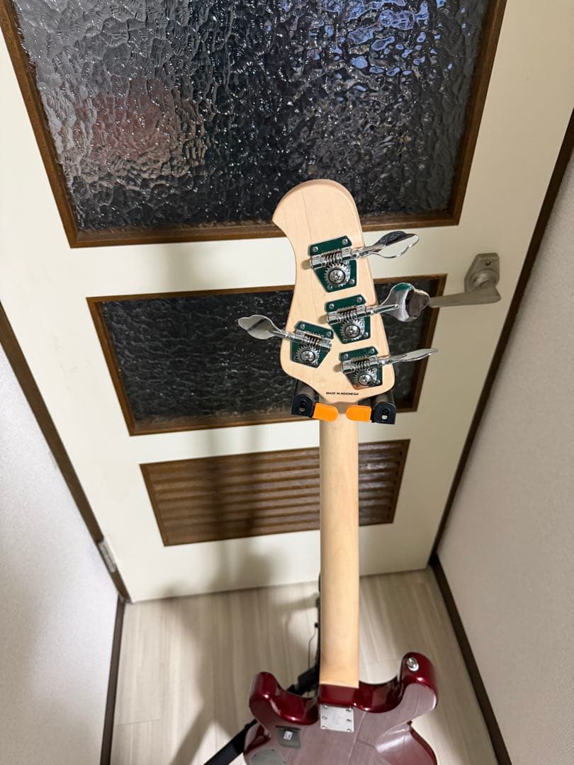 ベース musicman4 HH