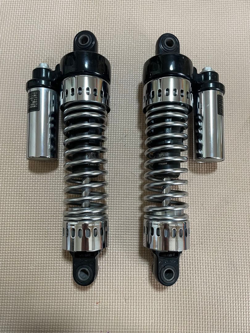 ハーレー　純正　リアサスペンション 2個セット スポーツスター1200Ｓ