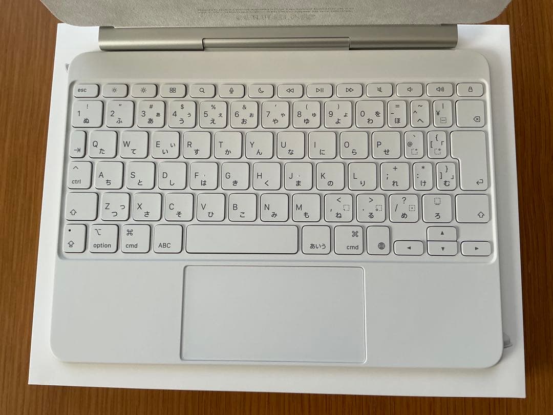 Apple iPad Air M3 11インチ及びmagic keyboard
