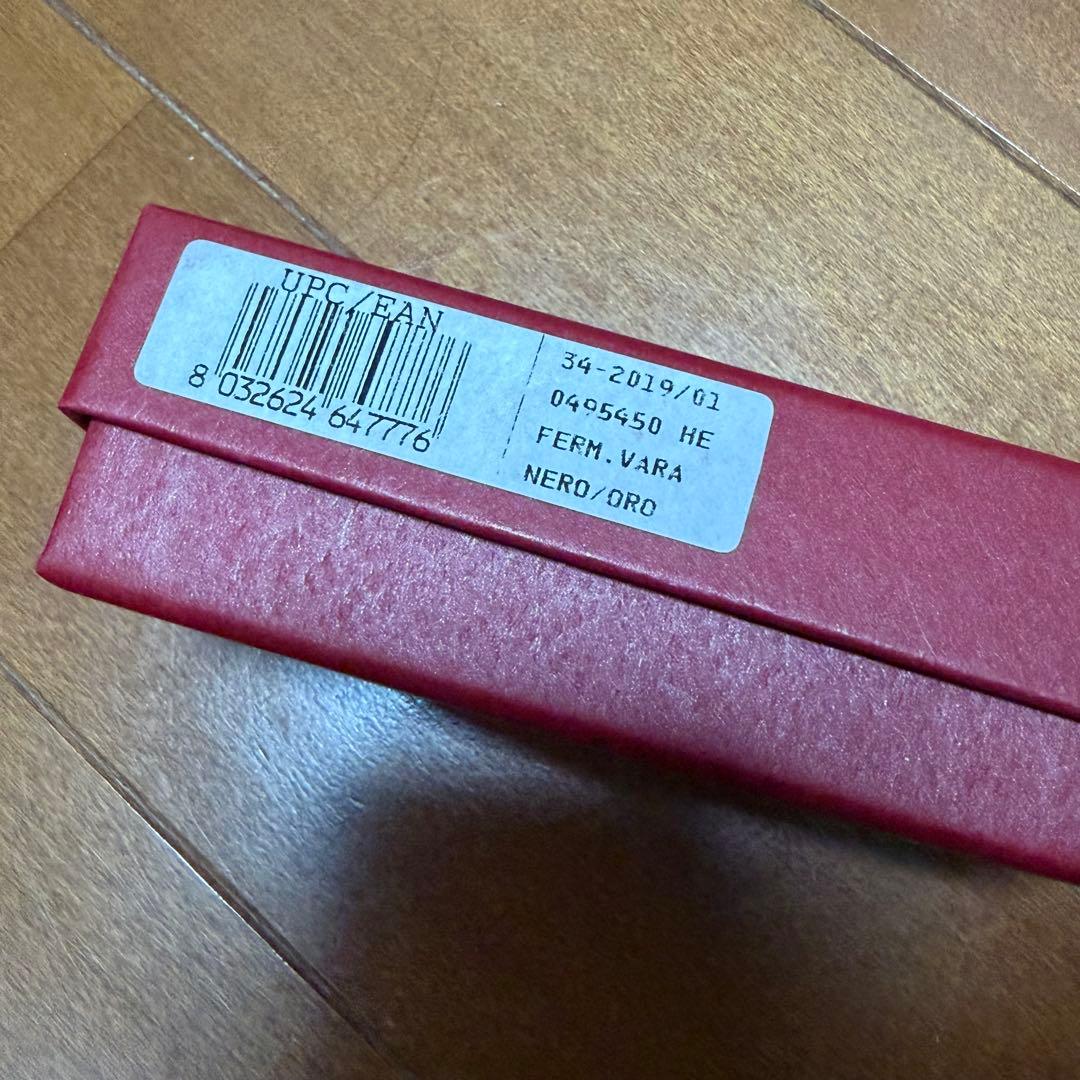 Salvatore Ferragamo ブラックヘアバレッタ　黒　フェラガモ