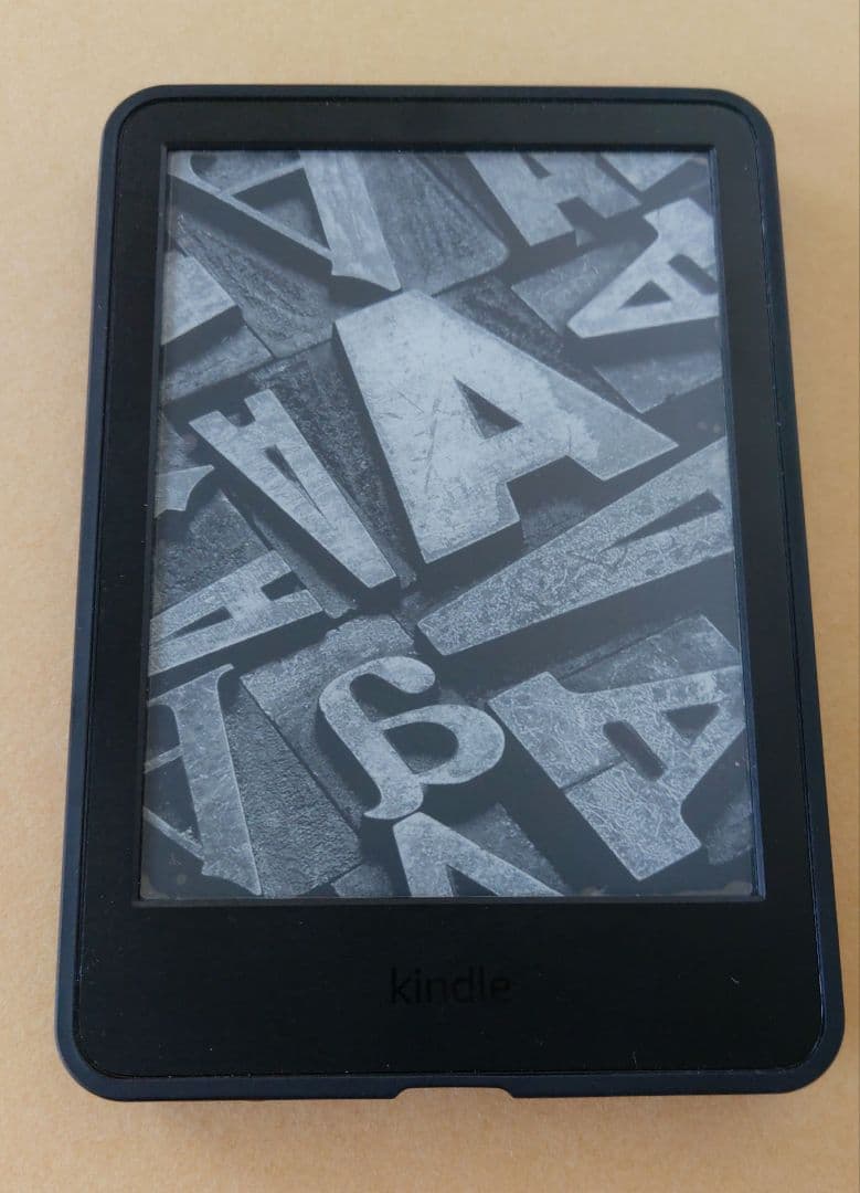 Kindle 11世代　16GB カバー付　広告なし