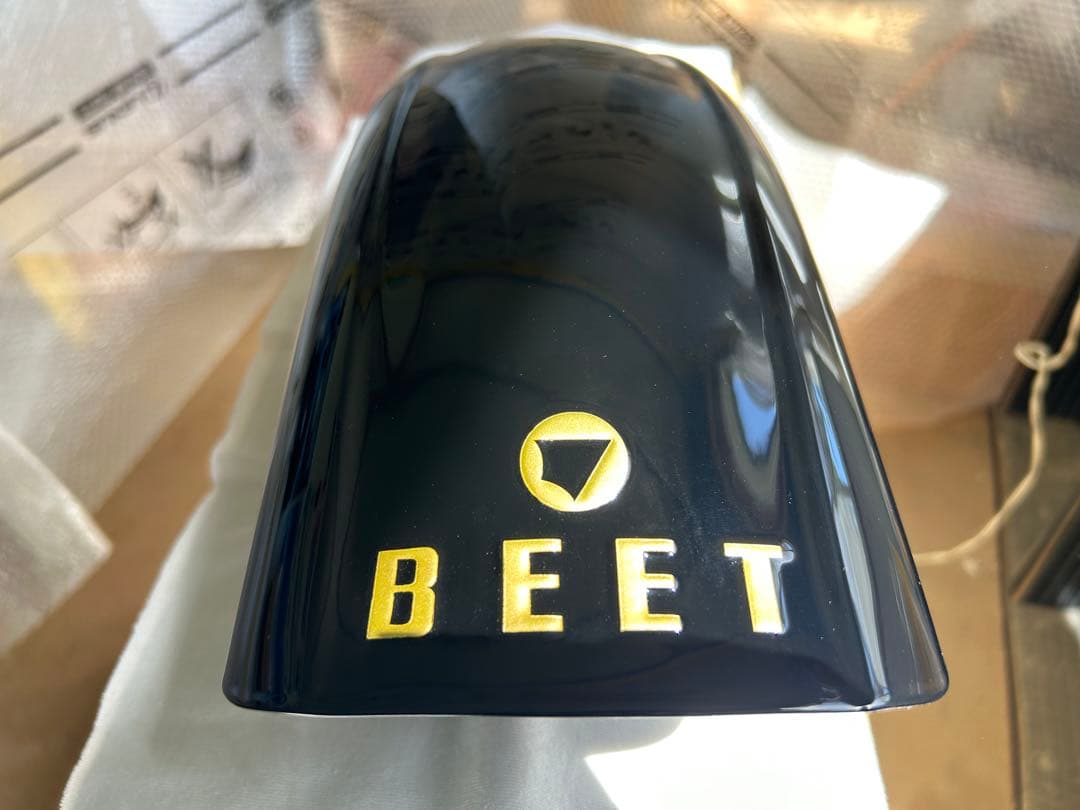 ゼファー400、96年χ用BEETフロントフェンダー正規品