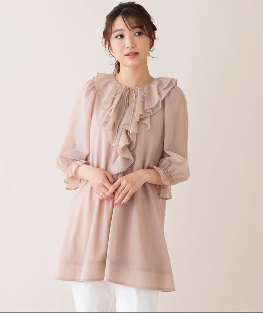 23,100円　ローズティアラ　フリルカラーブラウス　ピンク42