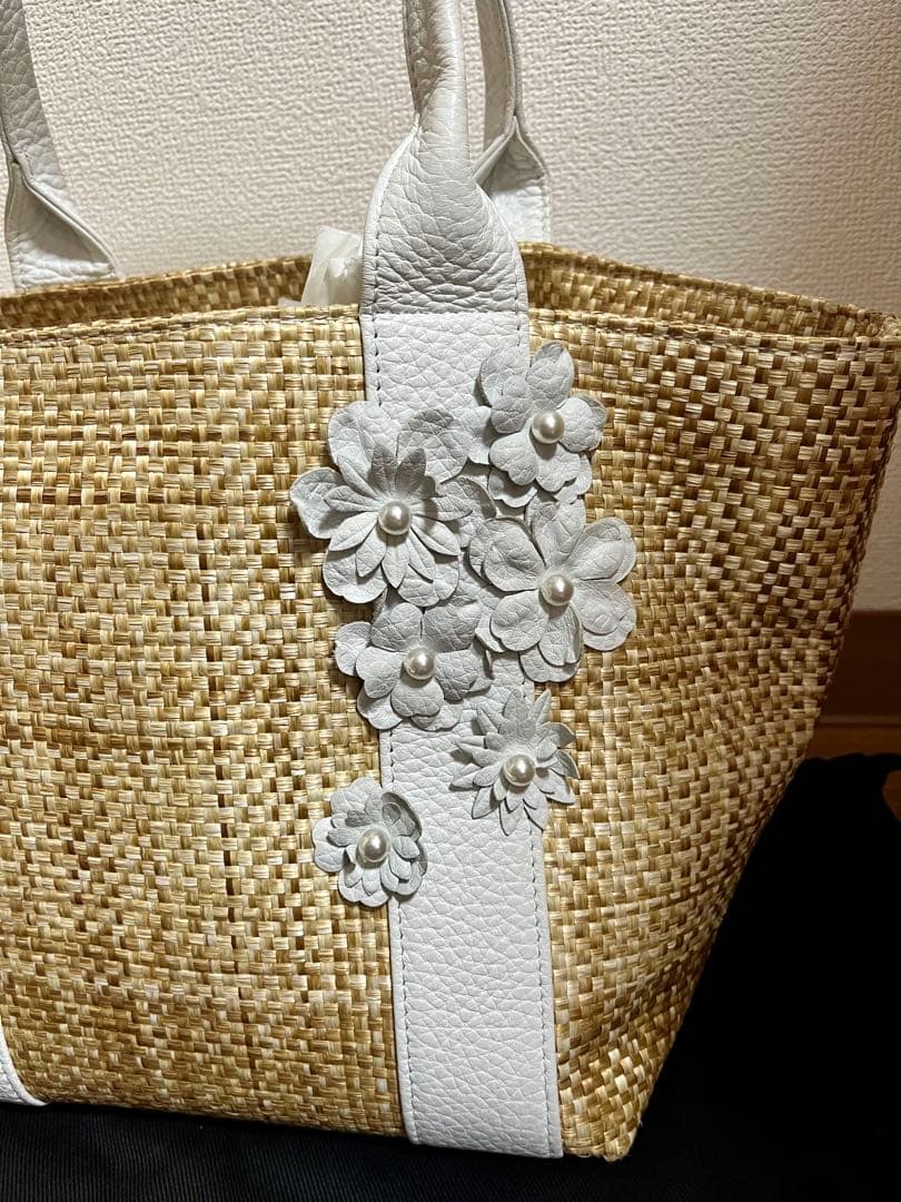 ルネ　Rene Bag\"Souffle\" フラワーモチーフカゴバッグ