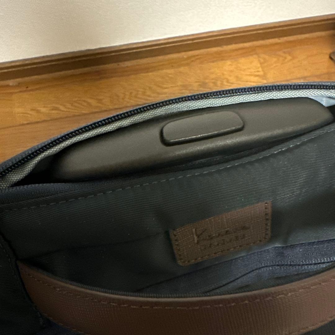 美品✨カナナプロジェクト　マイトロリーキャリーケース 24ℓ 旅行　機内持ち込み