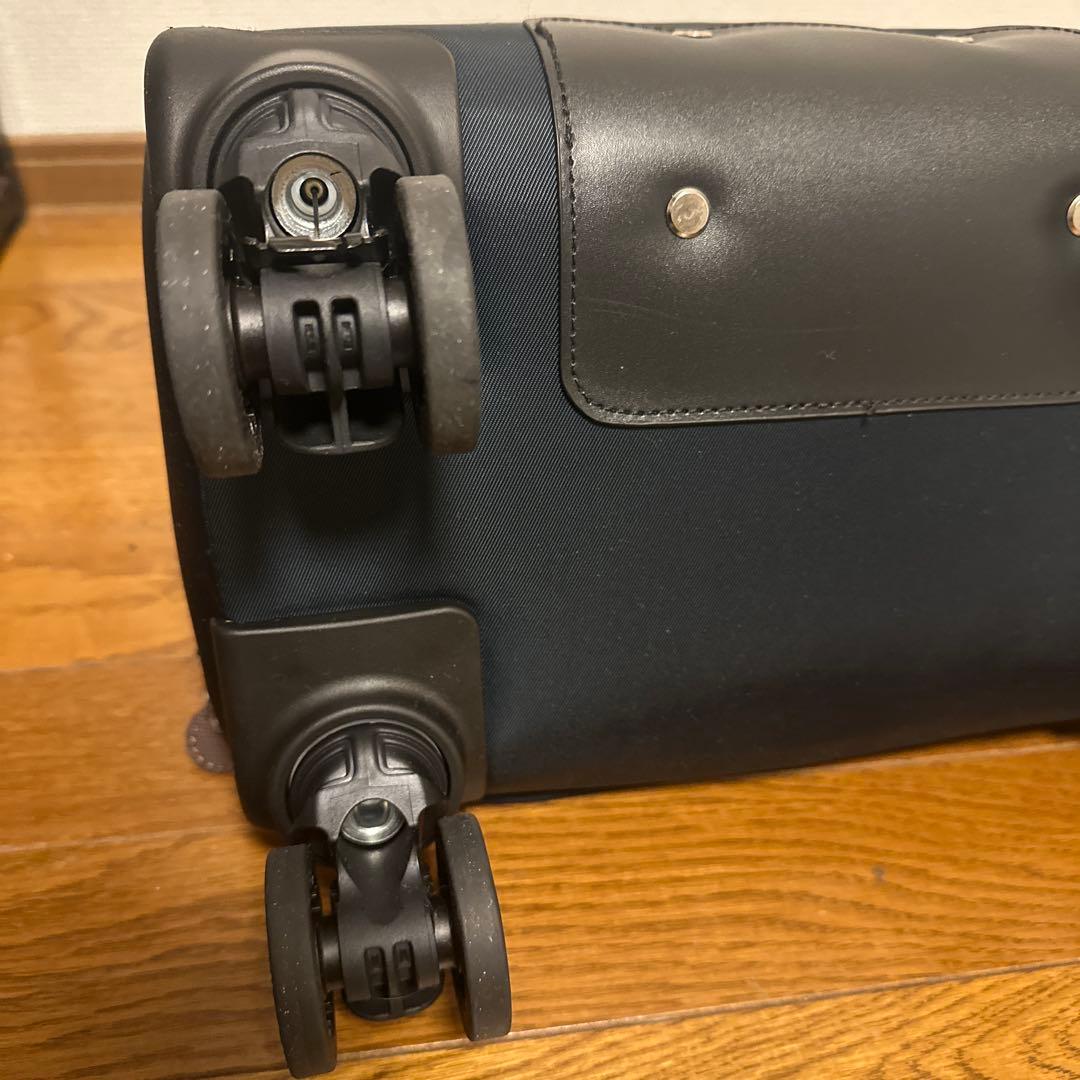 美品✨カナナプロジェクト　マイトロリーキャリーケース 24ℓ 旅行　機内持ち込み