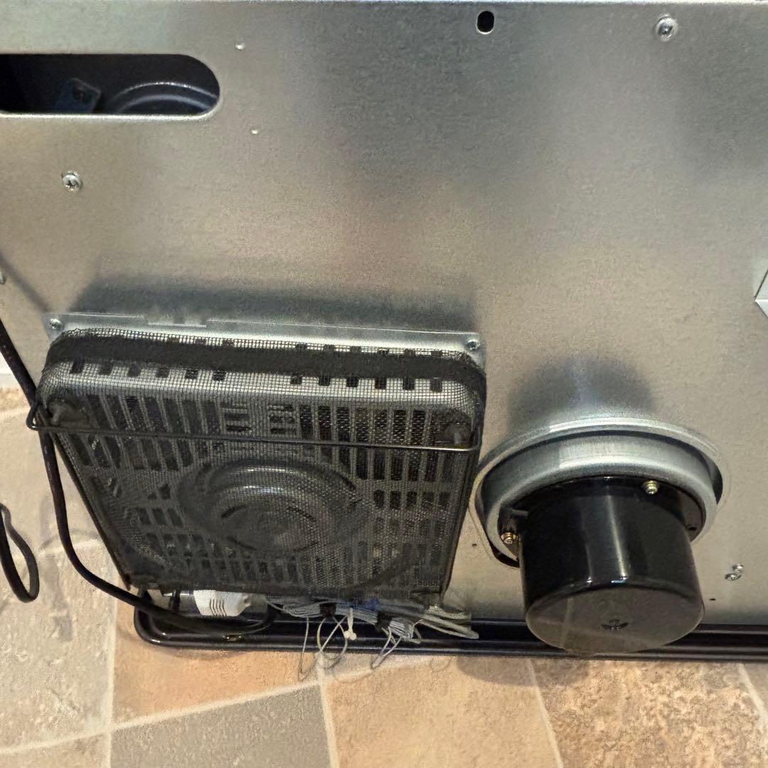 【美品】2022年サンポット CHOFU密閉式石油ストーブ FFR-703RX