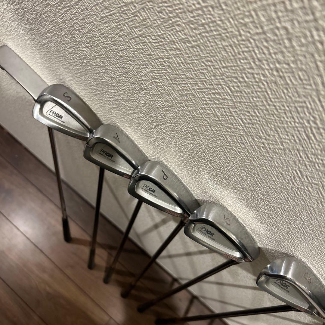 イグニオ他　レディースL 13本　右利き　ゴルフセット　PRGR