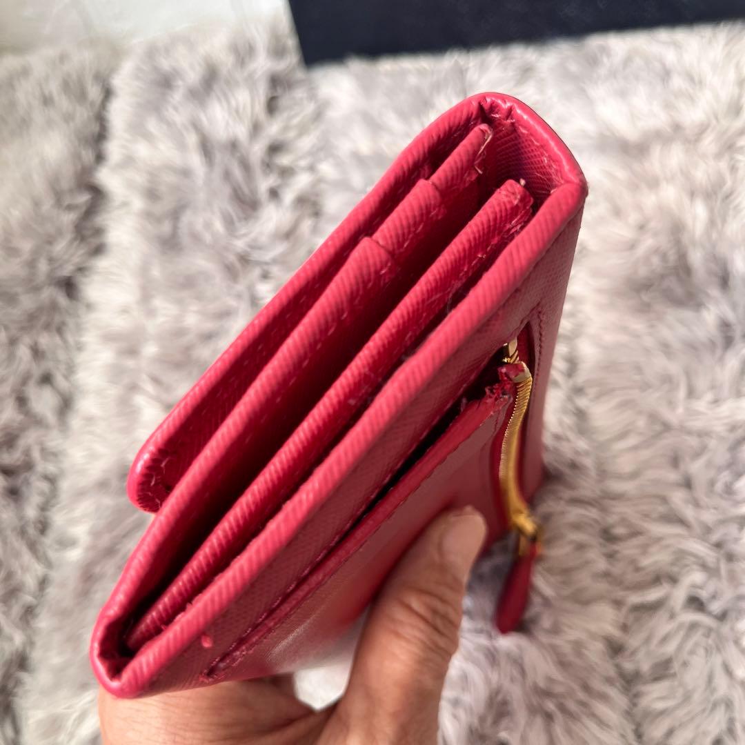 良品✨PRADA フィオッコ　サフィアーノ　メタルロゴ　リボン　ピンク　長財布
