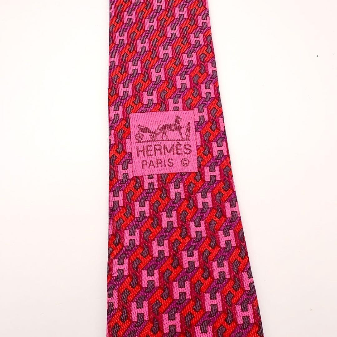 ⭐️SALE⭐エルメス　ネクタイ　赤系　H柄　ファソネH　総柄 シルク100%