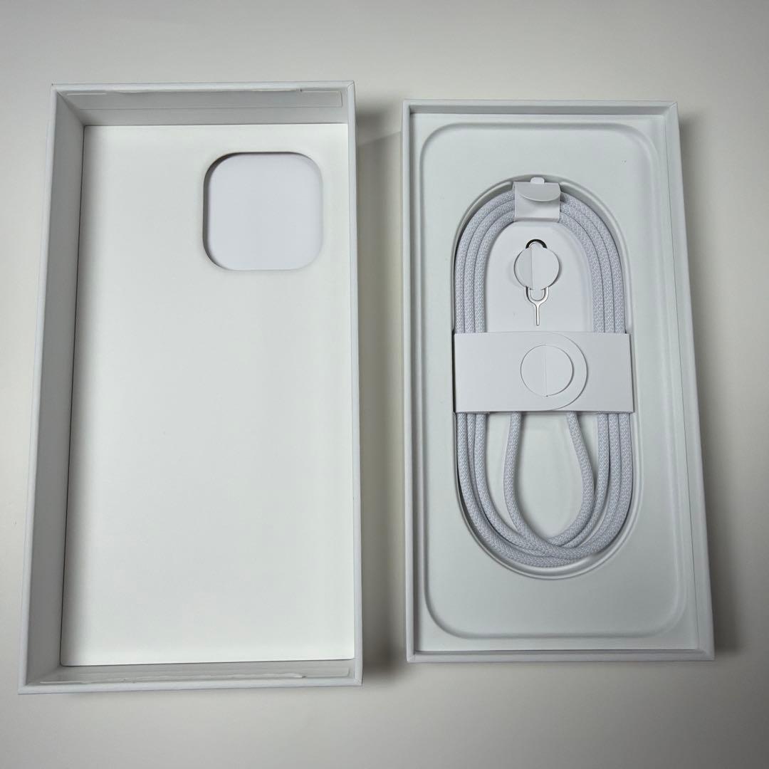 iPhone 16 Pro Max 256GB デザートチタニウム